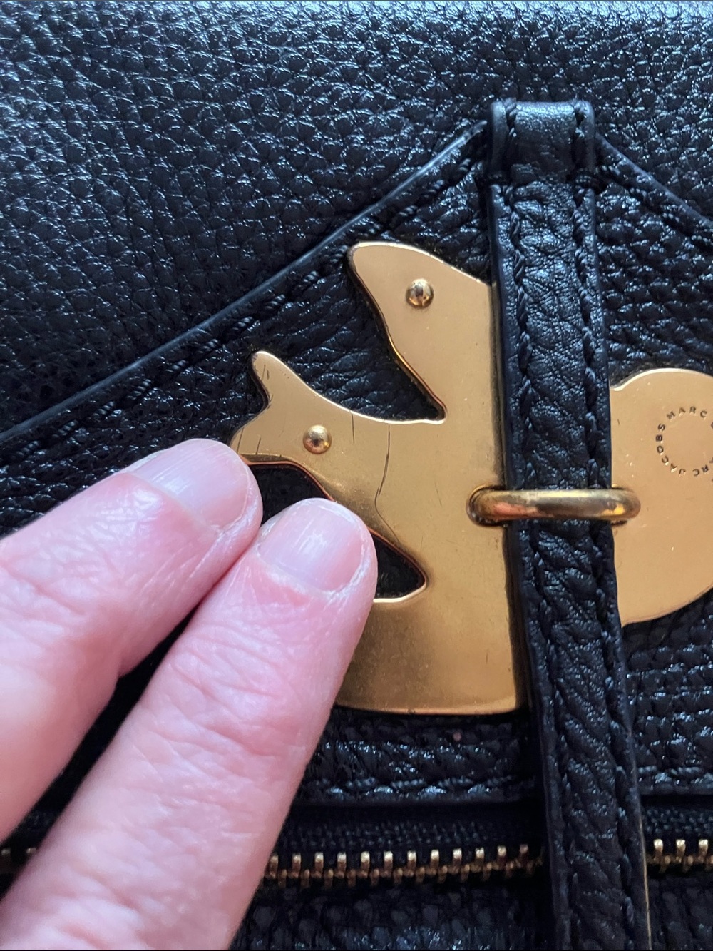 Marc By Marc Jacobs black Leather Crossbody with Gold Bird Hardware - Picture 3 of 11